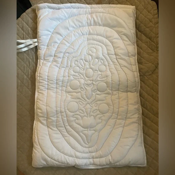 Free People Movement x FP One Luxury Quilted Gift Sack with Buti Logo Ivory - Picture 1 of 6